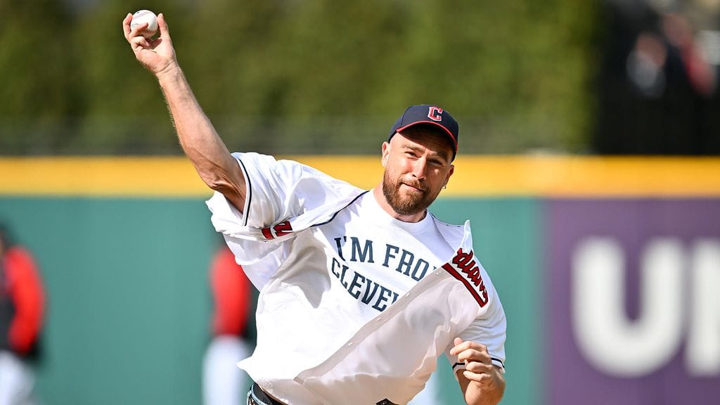 Travis Kelcen heittokäsi ei ole eliittiluokkaa.