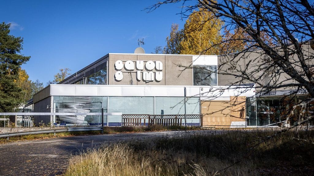 Hotelli Savonsolmu valmistui vuonna 1976.