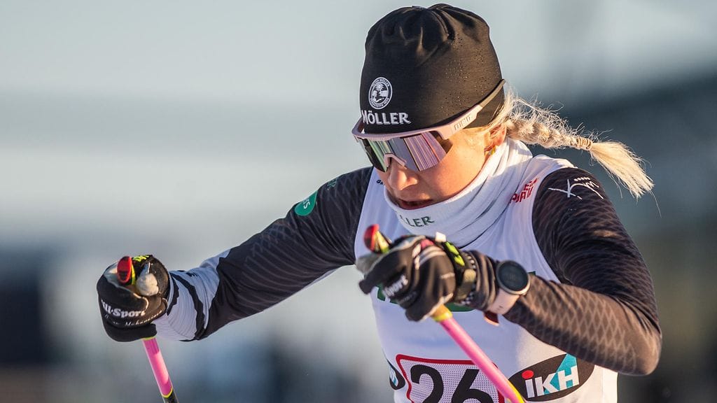 Kaisa Mäkäräisen suksi luisti Lapponia-hiihdossa keskiviikkona.