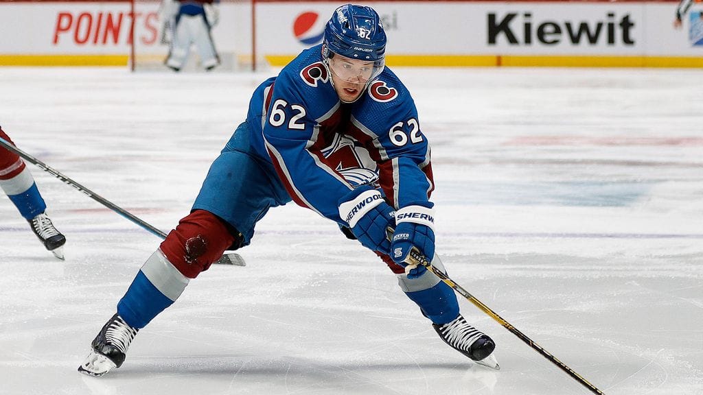 Artturi Lehkonen on toipunut pelikuntoon sormivammansa jäljiltä.