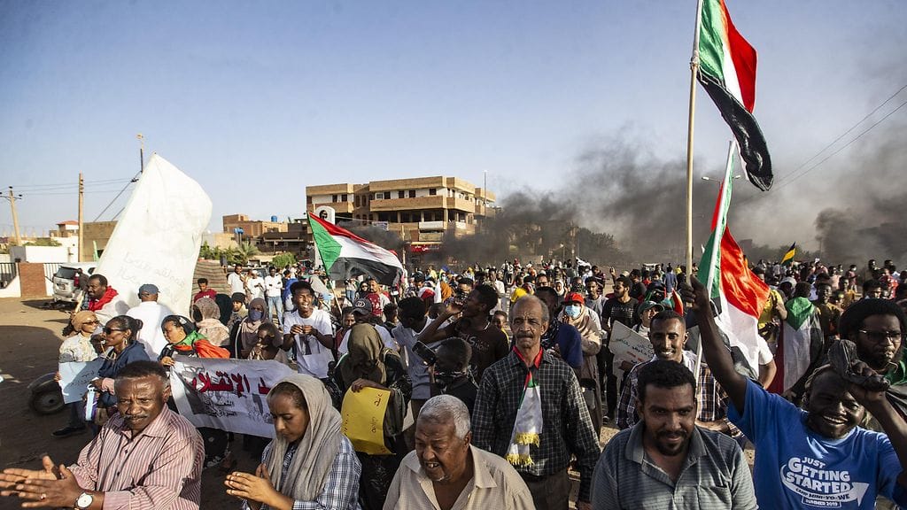 1504- Sudan mielenosoitus