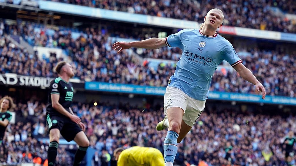 Manchester Cityn supertähti Erling Haaland iski kaksi maalia Leicesterin rysään.