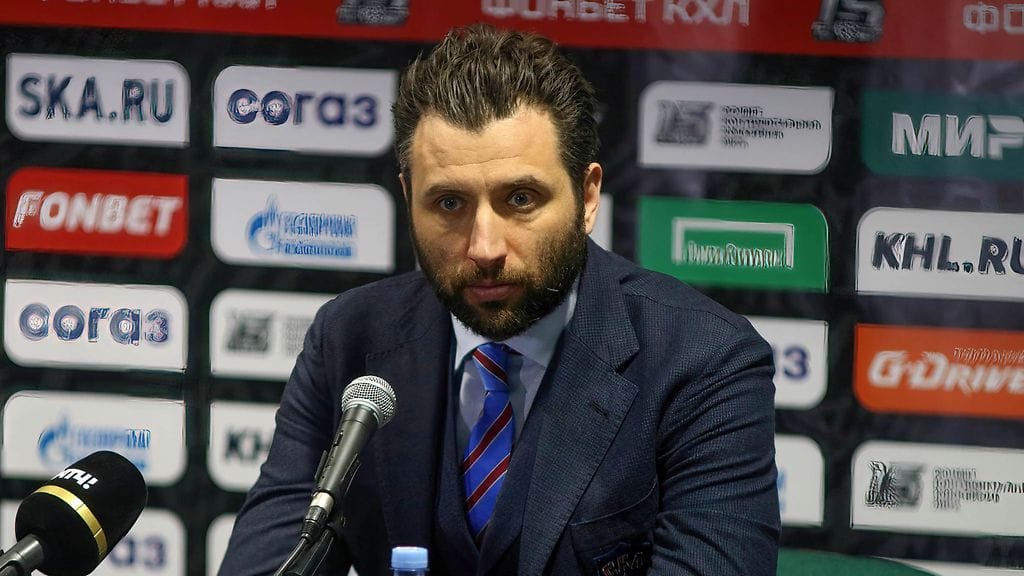 Roman Rotenberg astuu maajoukkuevalmennustehtäviin Venäjällä.