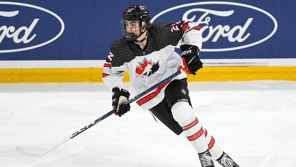 Kanadan Porter Martone lensi suihkuun laitataklauksesta.