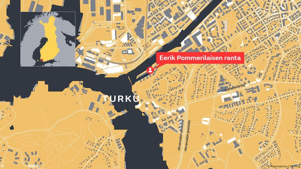 Turun Sanomien mukaan sukeltajat nostivat ruumiin Eerik Pommerilaisen Rannassa entisen laivanrakennusluiskan alueelta.