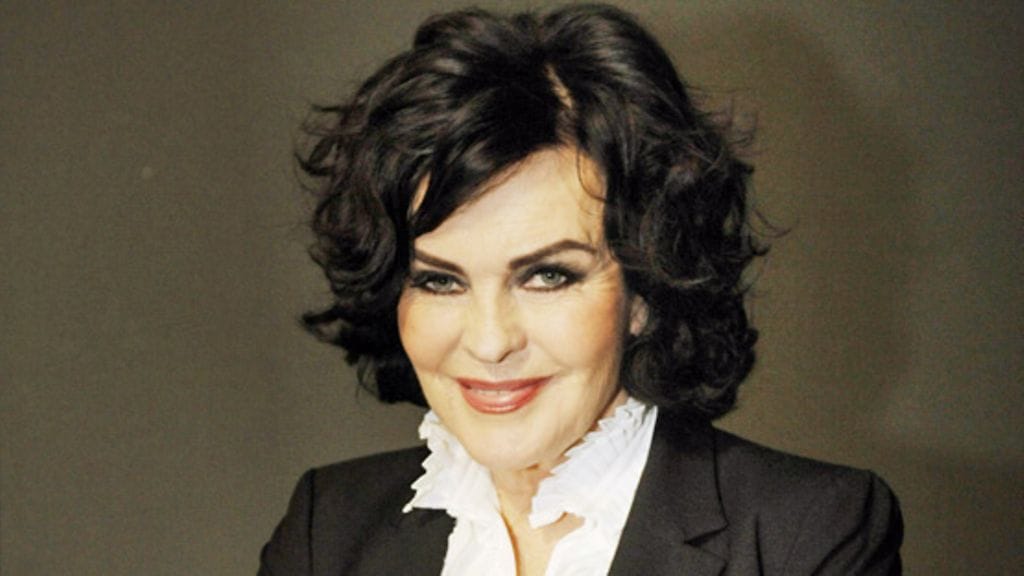 Tuula Huhtala katsoi muun muassa Paula Koivuniemen tulevaisuuteen.