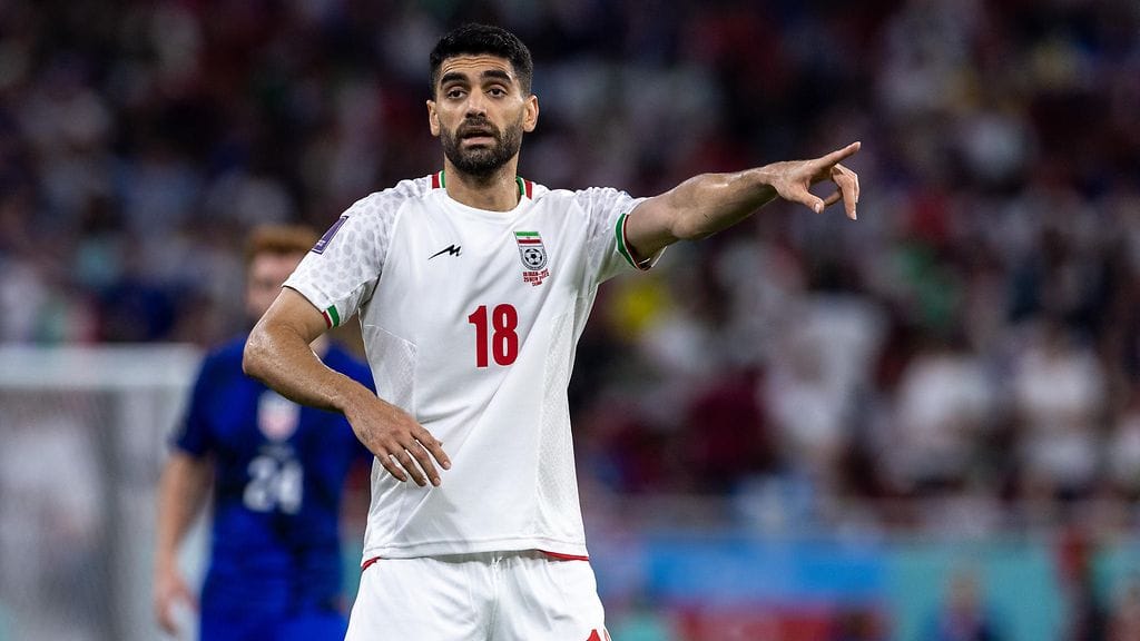 Ali Karimi nähtiin 127 maaottelussa Iranin paidassa sekä seuratasolla muun muassa Bayern Münchenissä.