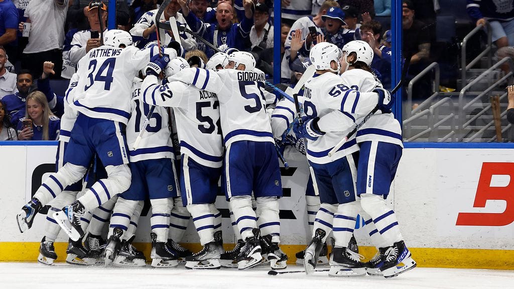 Toronto Maple Leafs eteni jatkoon NHL:n pudotuspeleissä.