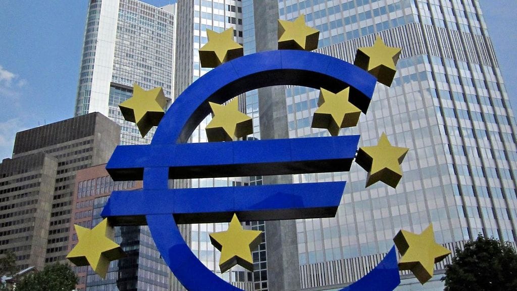 Euroopan keskuspankin rakennus Frankfurtissa Saksassa