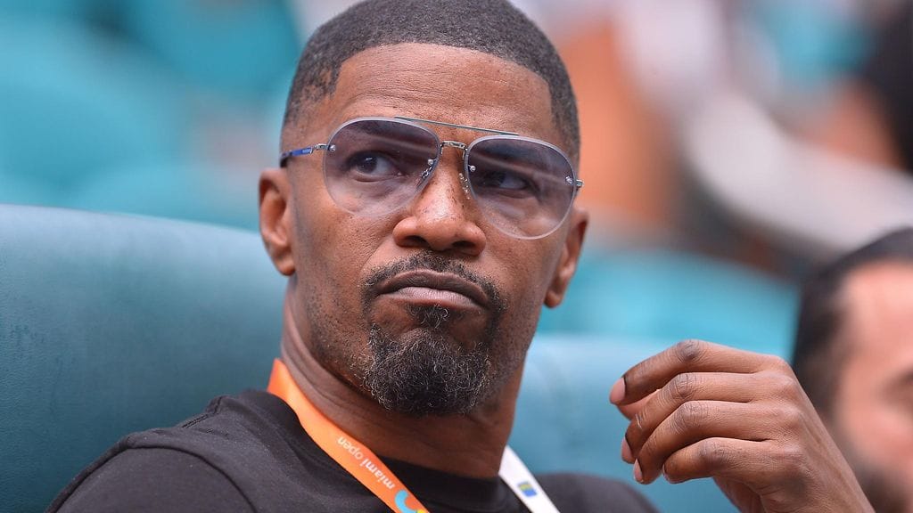 Jamie Foxx joutui huhtikuussa 2023 äkillisesti sairaalaan kesken elokuvan kuvausten.