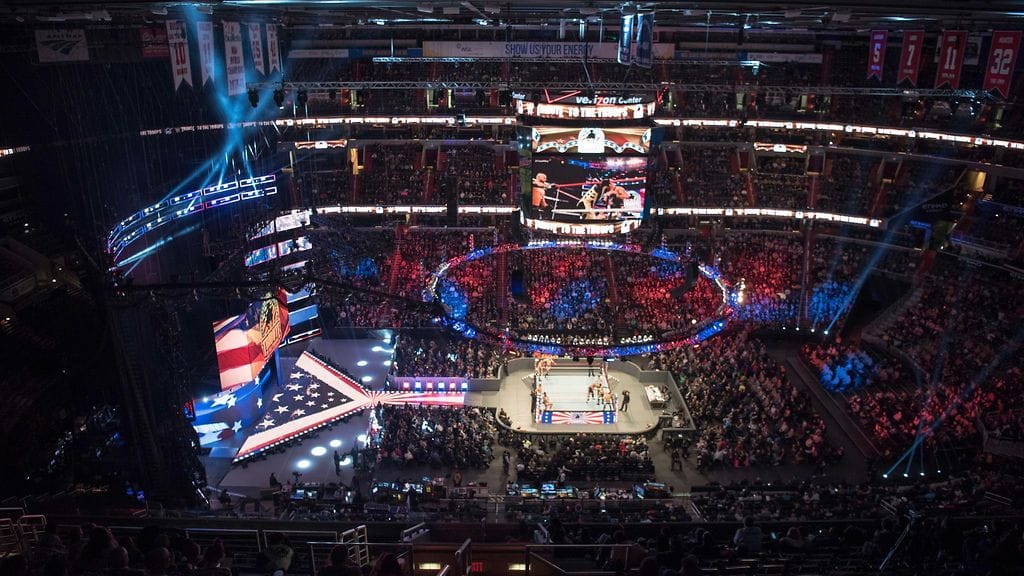 Sara Lee paini WWE-organisaatiossa. Kuvituskuva.