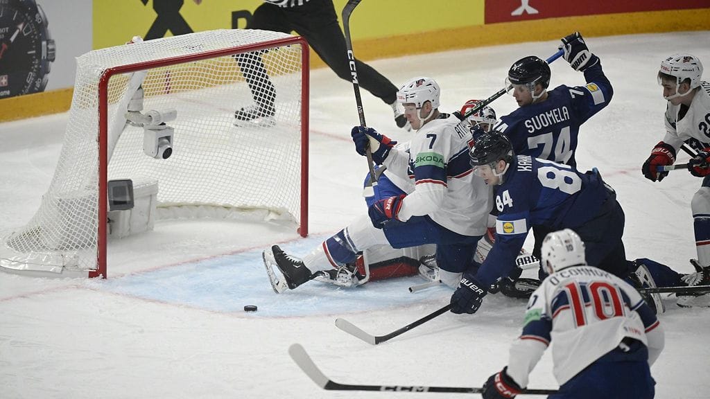 Antti Suomela ei ole mukana Leijonien kokoonpanossa Saksa-ottelussa.