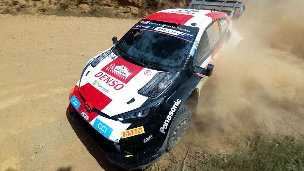 Kalle Rovanperältä jääkylmä ratkaisu pölyn liukastamalla pätkällä Portugalissa: "Eiköhän se kello tykkää"