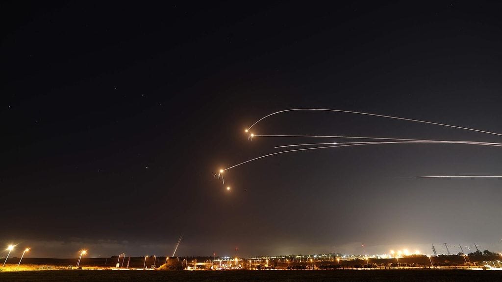 Viimeaikaisissa taisteluissa on saanut surmansa yli 30 ihmistä Gazassa ja kaksi Israelissa.