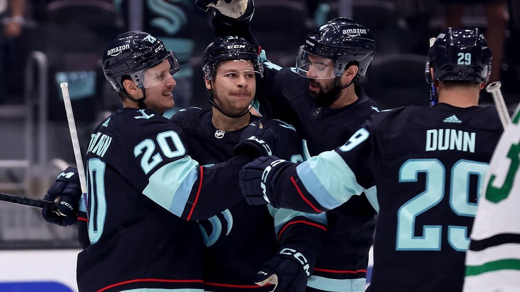 Eeli Tolvanen teki maalin ja syötti kaksi Seattlen 6-3-voitossa Dallasista.