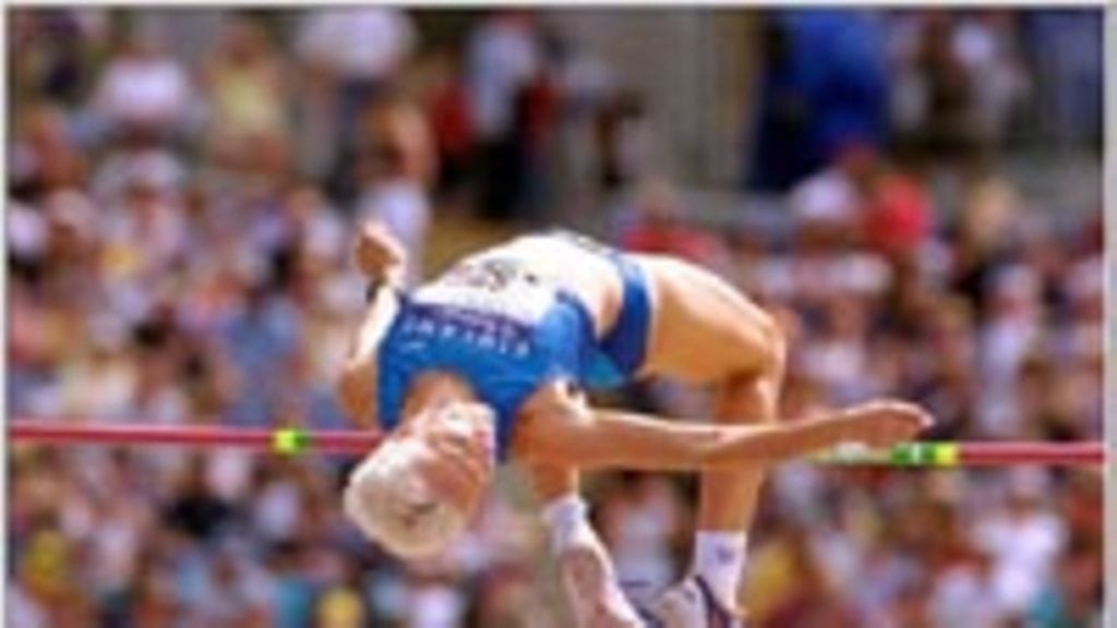 PHOTO: GARY M PRIOR/ALLSPORT