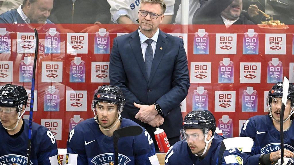 Leijonat ja suomalaisyleisö joutuivat kuuntelemaan lisää Loreenia Nokia Arenassa.