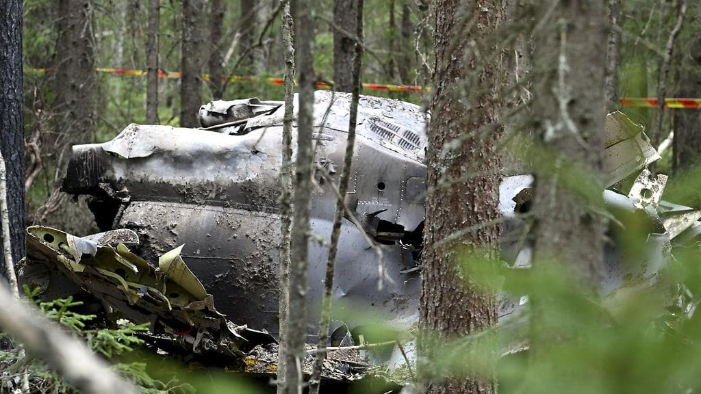 Ilmasotakoulun Hawk-suihkuharjoitushävittäjän onnettomuuden tapahtumapaikka Keuruulla 16. toukokuuta 2023.