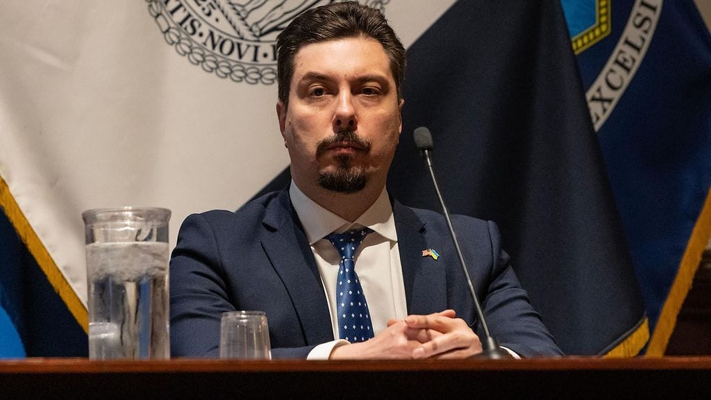 Toinen kiinniotetuista on Ukrainan korkeimman oikeuden puheenjohtaja Vsevolod Kniaziev. Kniaziev New Yorkissa huhtikuussa.