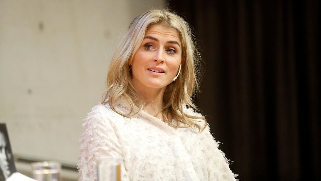 Therese Johaug sai esikoistyttärensä keskiviikkona.