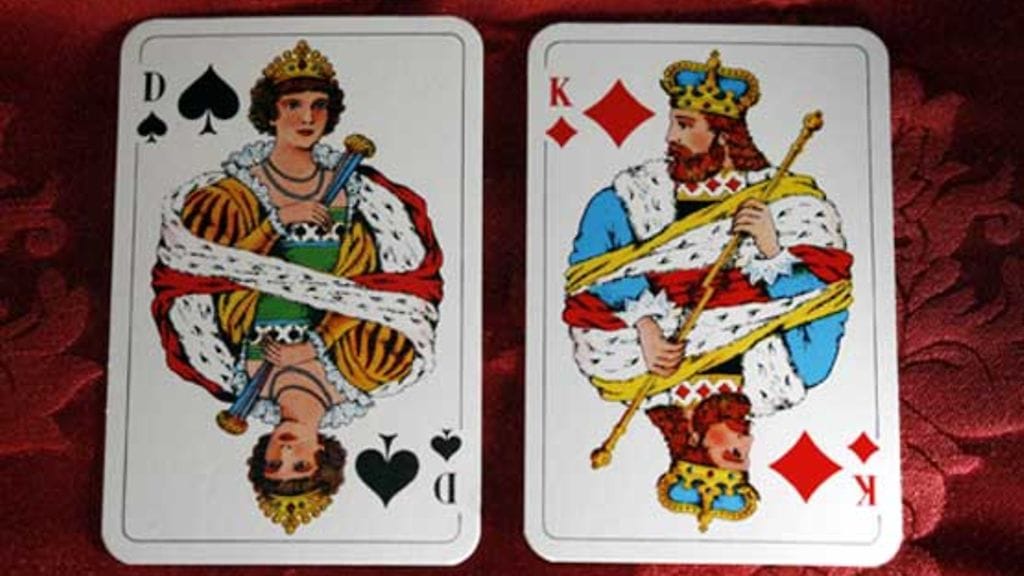 Jyrääkö vahva nainen väistämättä kumppaninsa?