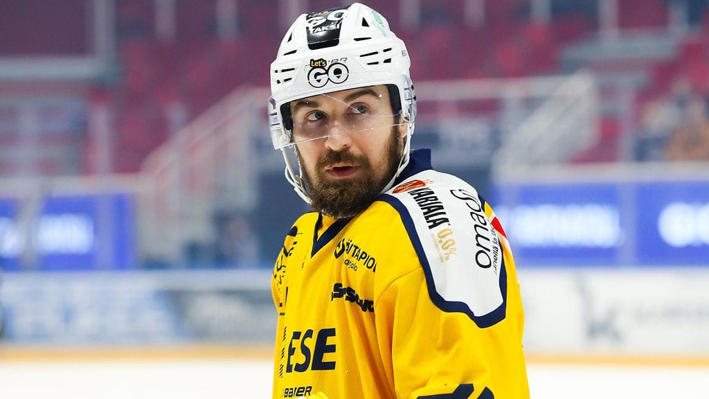 Pekka Jormakka aikoo pelata ensi kaudella Leijonissa.