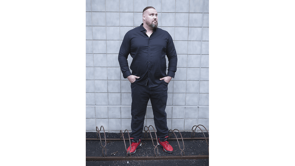 MAINOS Mika törrö kuvitus