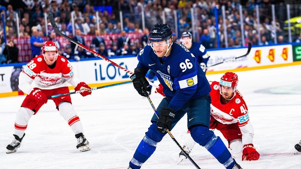 Mikko Rantanen tunnistaa Kanadan metodeja NHL-jäiltä.