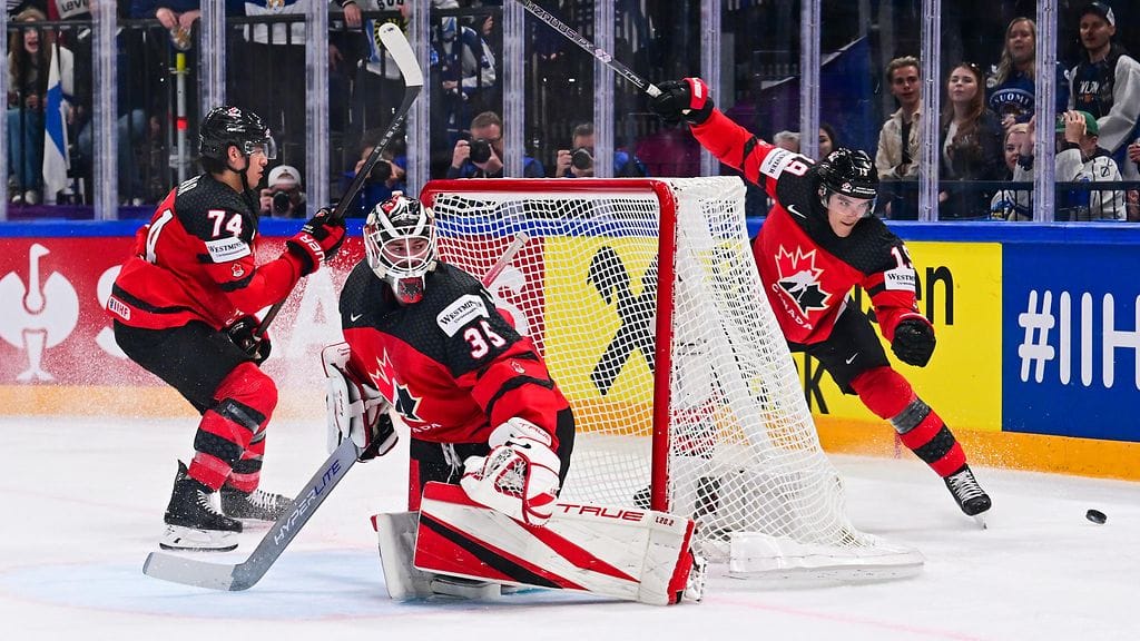 Samuel Montembeault oli terävänä Kanadan maalilla Suomea vastaan.