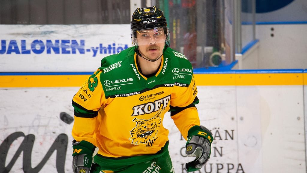 Aleksi Elorinne pelasi SM-liigassa viimeksi Ilveksessä.