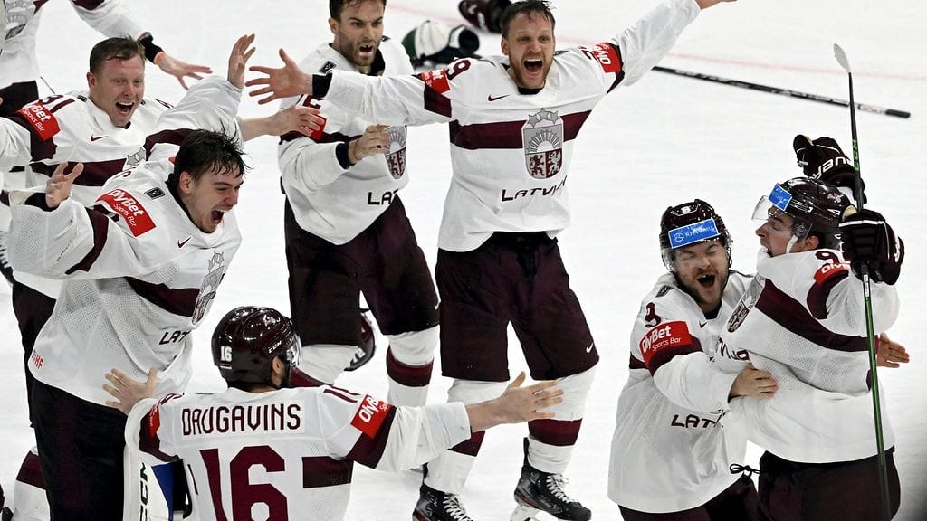 Jatkoaikaosuma käynnisti juhlat, jotka jatkuvat vielä pitkään.