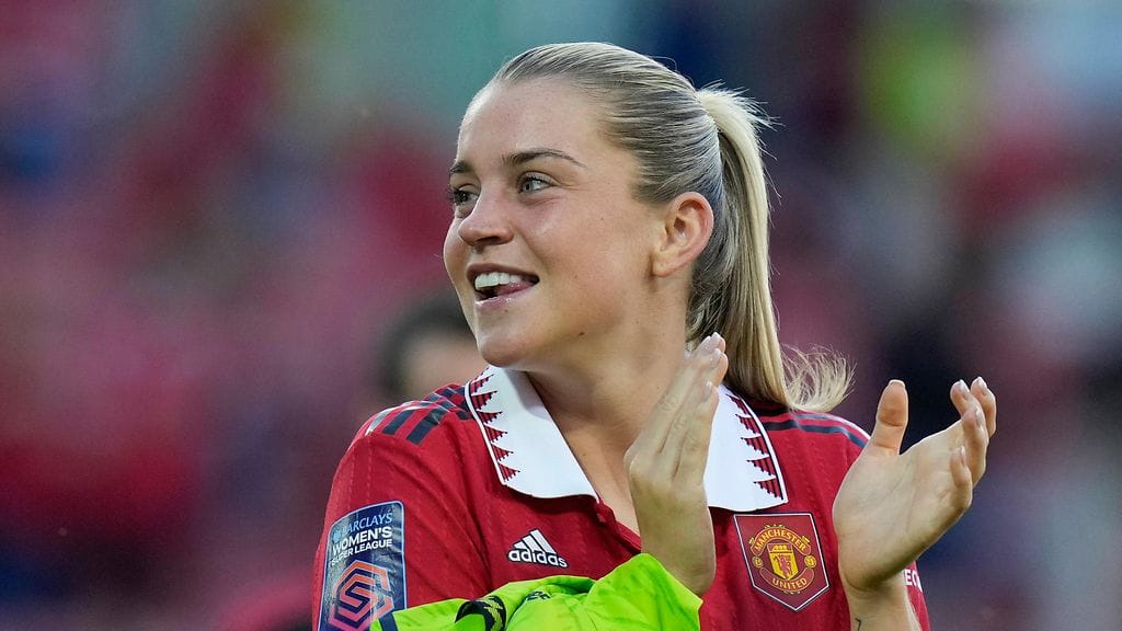 Alessia Russo viimeisteli viime kaudella kymmenen maalia Manchester Unitedille Englannin Superliigassa.