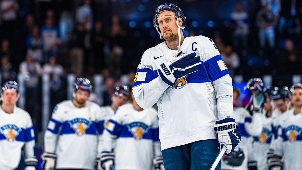 Marko Anttila hyvästeli Leijonat-fanit Nokia Arenassa viime viikon torstaina.