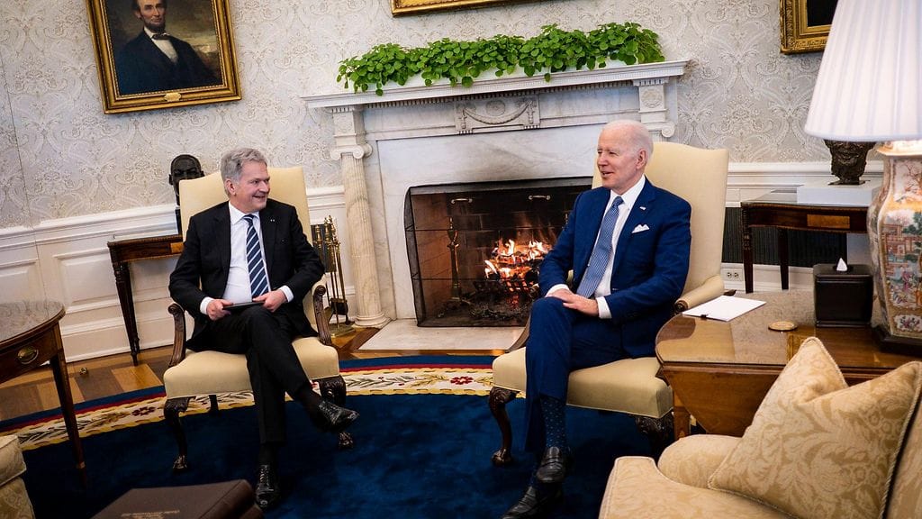 AOP, niinistö biden