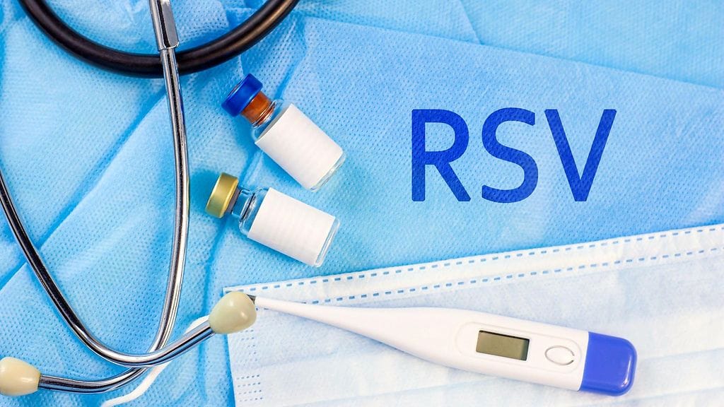 Rokote on
tarkoitettu yli 60-vuotiaille ja antaa valmistajan mukaan yli 82-prosenttisen suojan RS-virusinfektiota vastaan. AOP