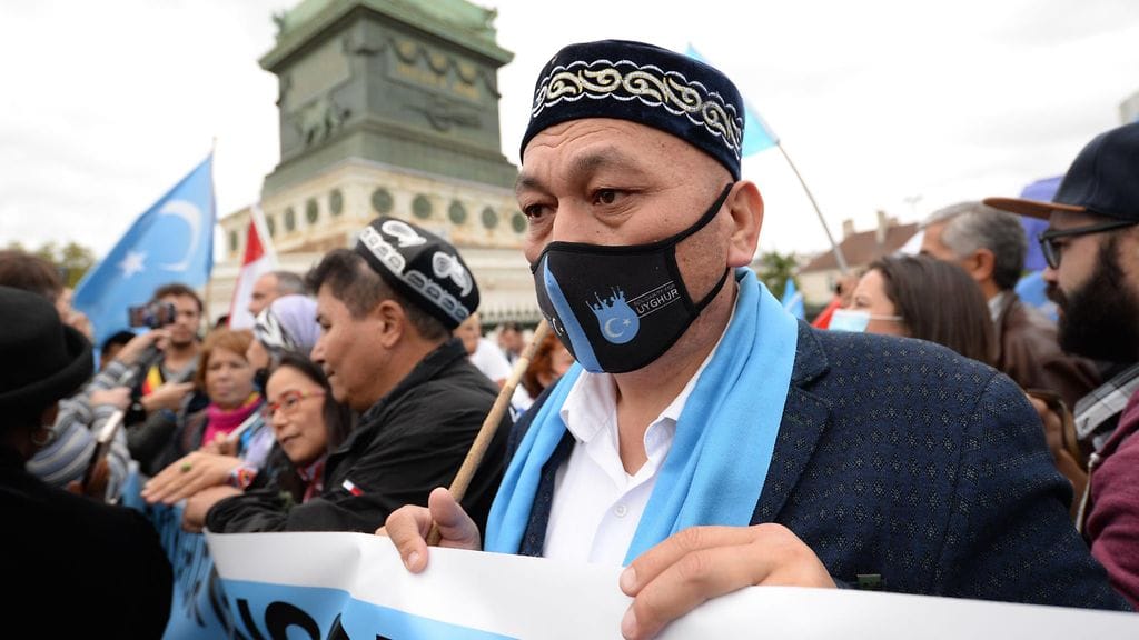 AOP 7.6 Uiguurit (1)