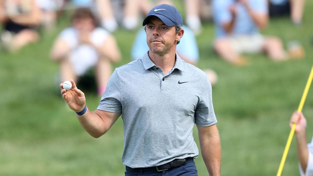 Rory McIlroy kommentoi golfin tuoretta kohupäätöstä.