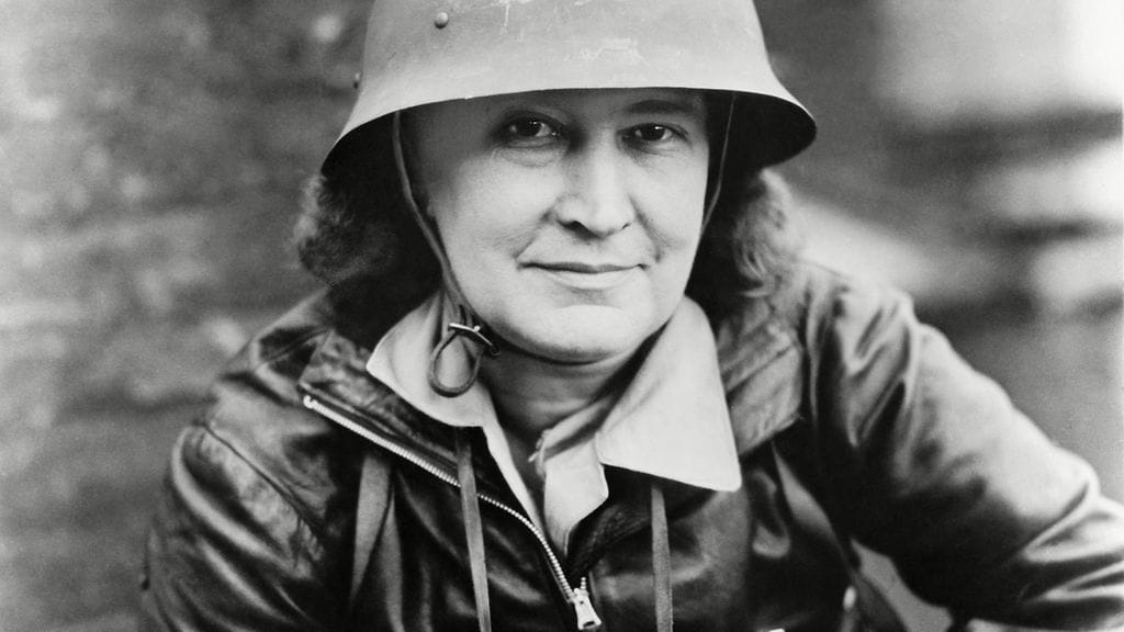 Bonney oli ollut Suomessa jo ylimääräisten kertausharjoitusten aikaan kesällä 1939. Puolustusvoimain ylipäällikkö Mannerheim myönsi talvisodan jälkeen Bonneylle Suomen Valkoisen Ruusun mitalin.