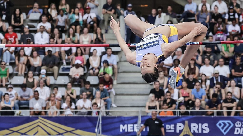 Australian Nicola Olyslagers ylitti Turussa 201 ja rikkoi 38 vuoden takaisen kisaennätyksen.