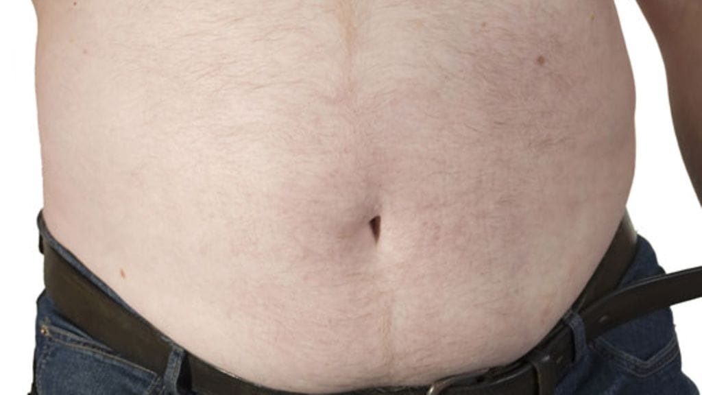 Keskivartalolihavuus on korkean verenpaineen riskitekijä. Kuvituskuva.