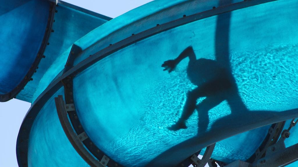 Mies jäi jumiin vesiliukumäkeen Malesiassa.