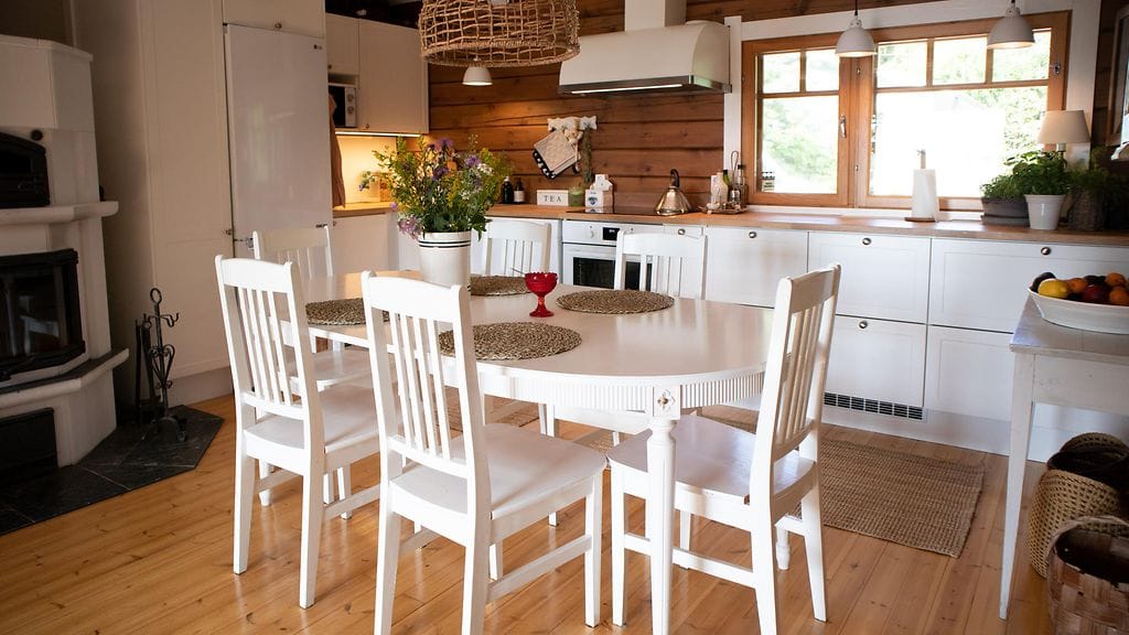 Suomen_kaunein_koti_kesamokit_S11_EPS10_Palkane_005