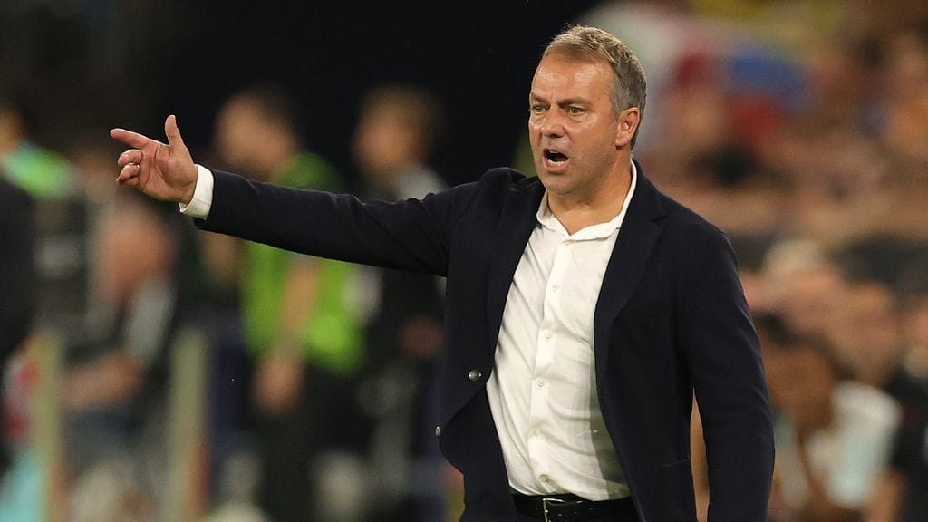 Hansi Flickin asema Saksan maajoukkueen päävalmentajana on kyseenalaistettu voimakkaasti heikkojen tulosten jälkeen.