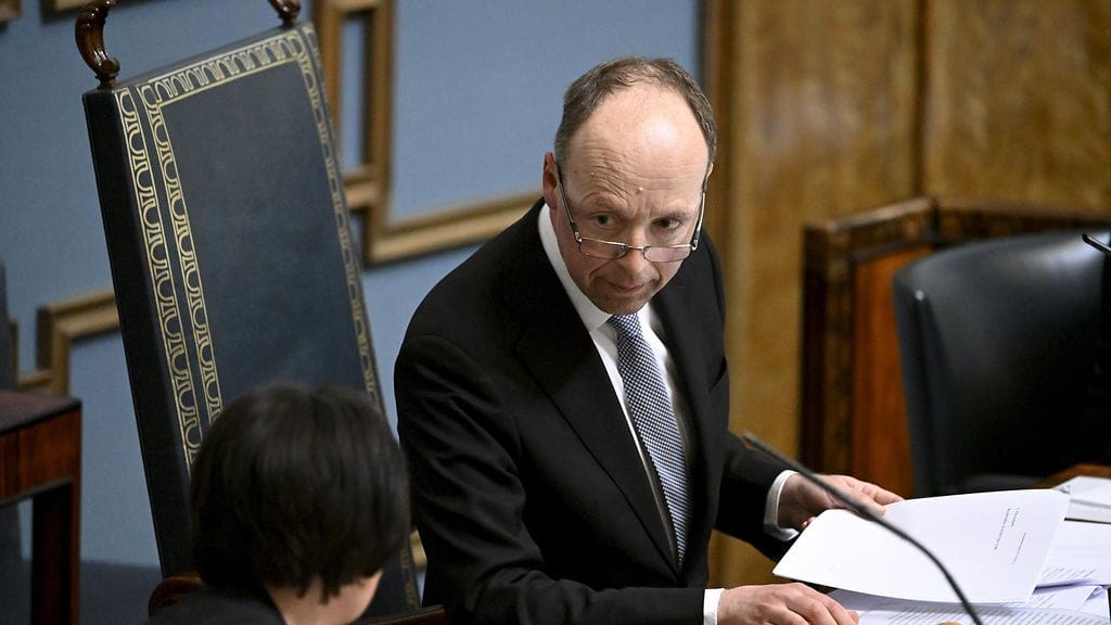 Puhemieheksi valittu Jussi Halla-aho eduskunnan täysistunnossa Helsingissä 21. kesäkuuta 2023.