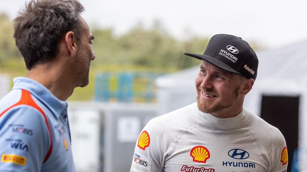 Hups! Esapekka Lapilla lipsahti tv-haastattelussa – "Sinä aiheutat tämän, koska käytät niin rumia sanoja"