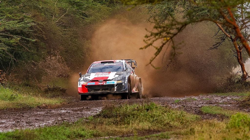 Sébastien Ogier ruhjoo renkaitaan ja höyryää tuuristaan