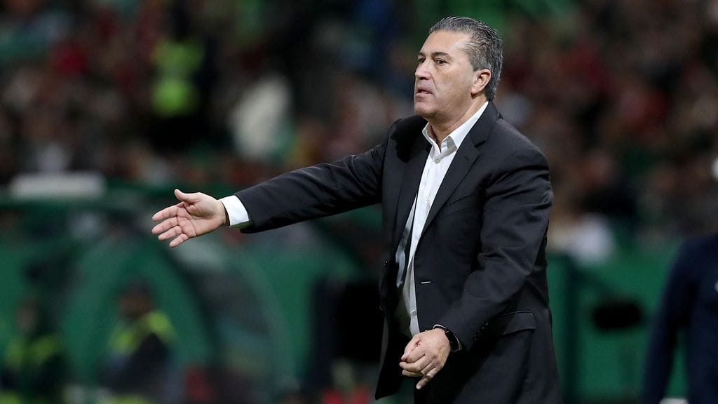 Jose Pereiron jatko Nigerian peräsimessä on fanien käsissä.