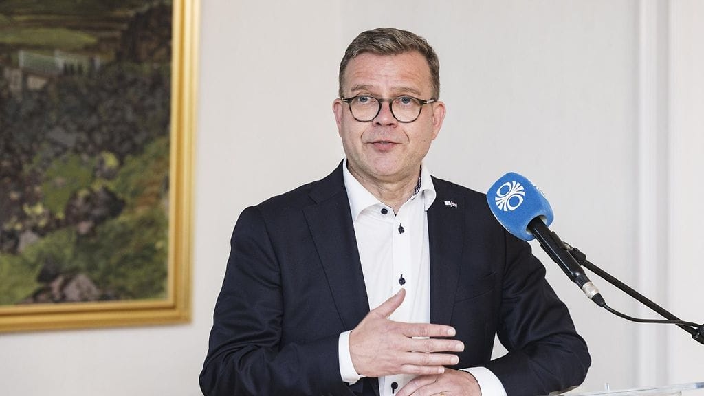 Pääministeri Orpo tiedotustilaisuudessa Islannin Reykjavikissa sunnuntaina 25. kesäkuuta.