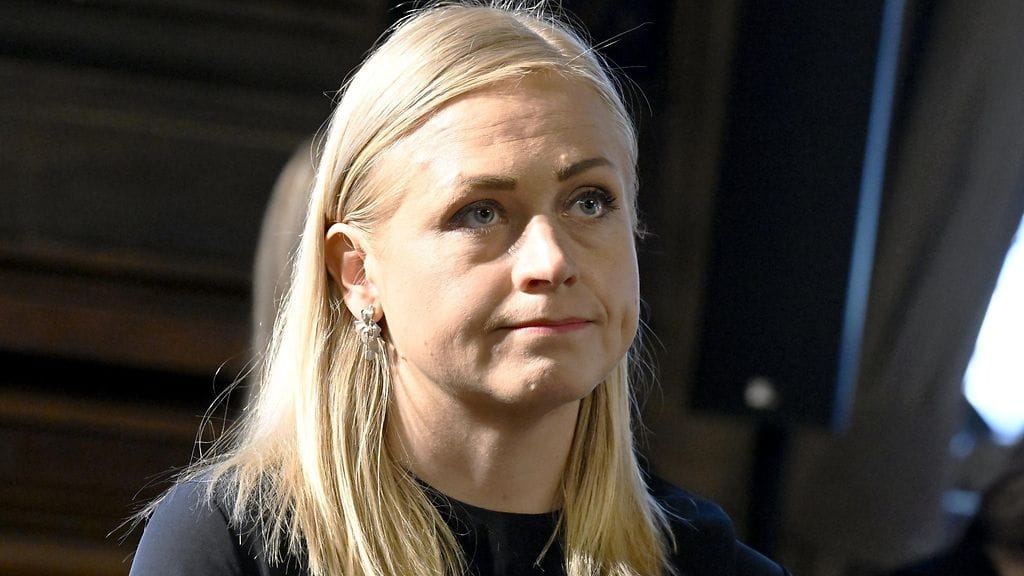 Valtonen kommentoi asiaa saapuessaan Euroopan unionin maiden ulkoministerien kokoukseen Brysselissä.