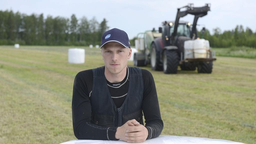 Juho Ihamäki kotitilallaan Alajarvellä.